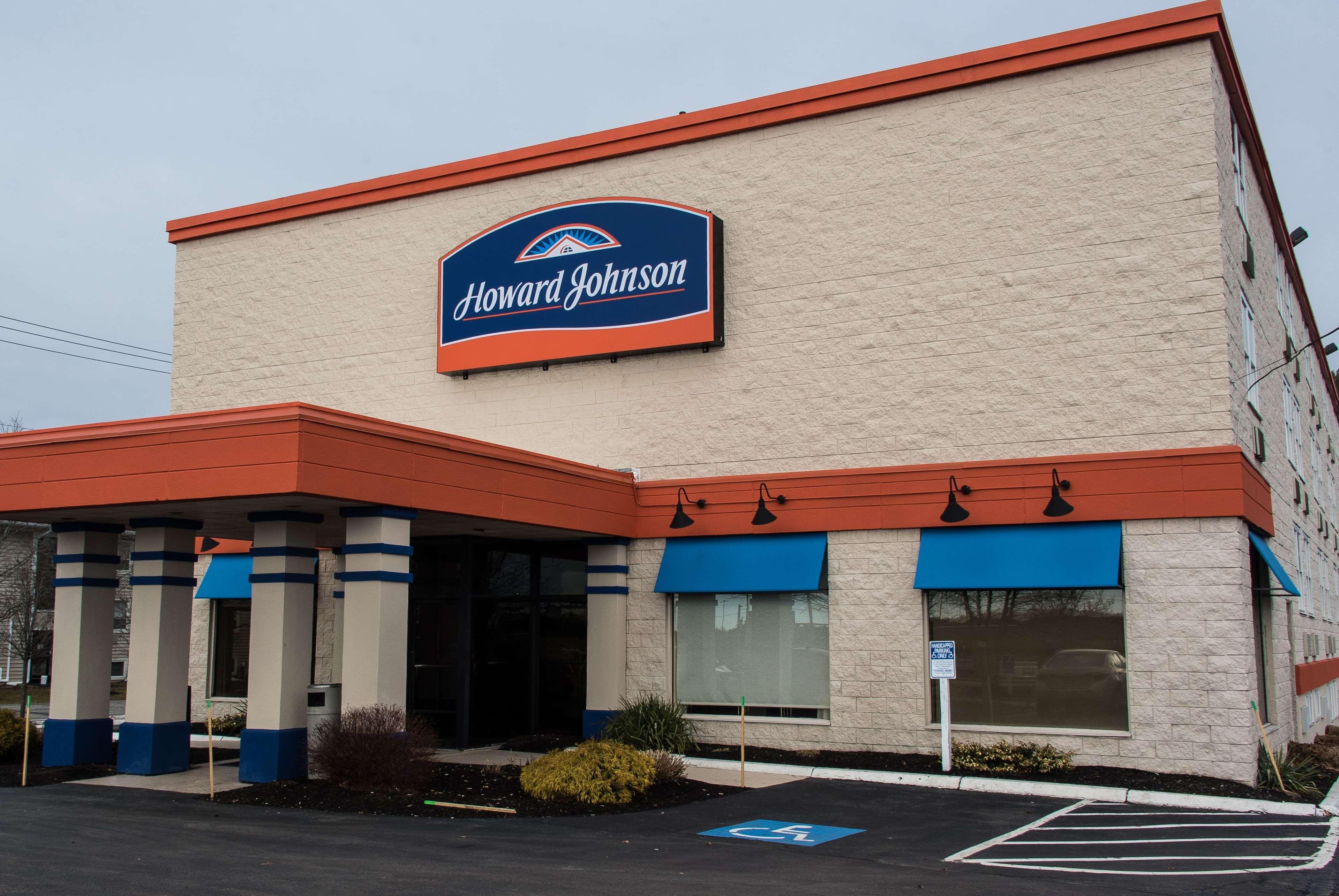 Howard Johnson By Wyndham Portsmouth Exterior foto