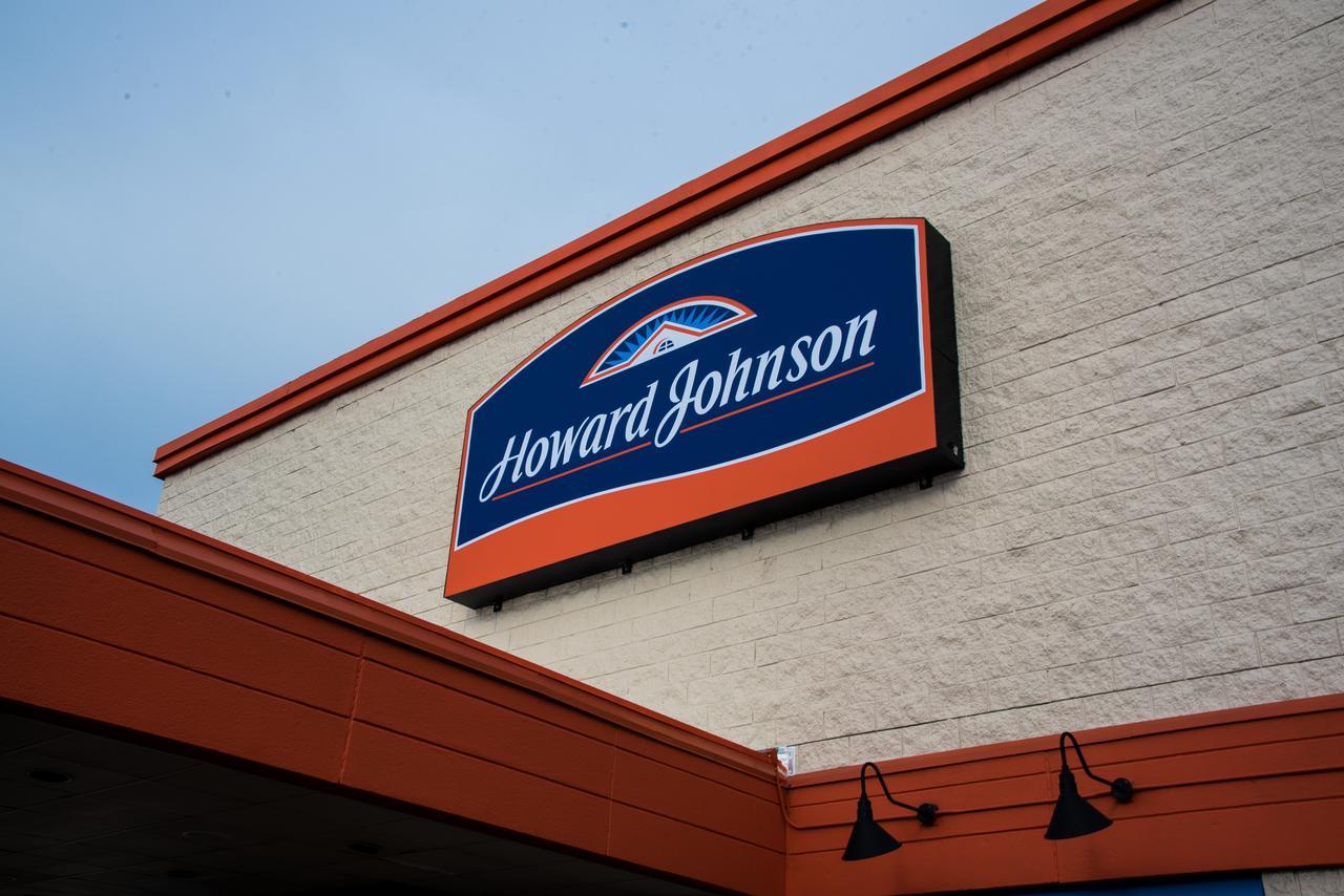 Howard Johnson By Wyndham Portsmouth Exterior foto